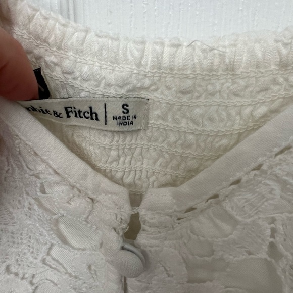 Abercrombie & Fitch Cream Lace Button Top - Picture 2 of 4
